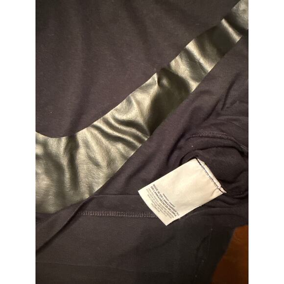 NIKE BLACK top size small S - Picture 4 of 4